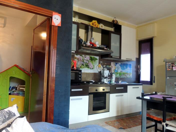 Image No.8-2 Bed Country House for sale