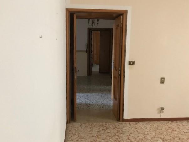 Image No.11-Appartement de 2 chambres à vendre à Tocco da Casauria