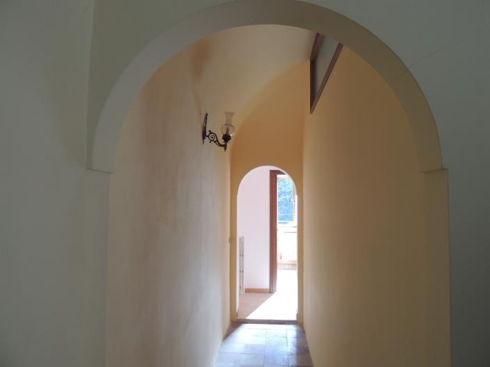 Image No.9-2 Bed Villa / Detached for sale