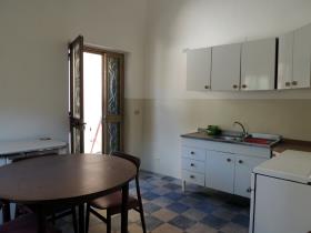 Image No.6-2 Bed Villa / Detached for sale