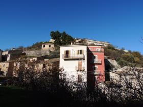 Image No.5-2 Bed Villa / Detached for sale