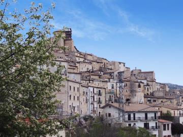 1 - Castèl del Monte, Villa / Détaché