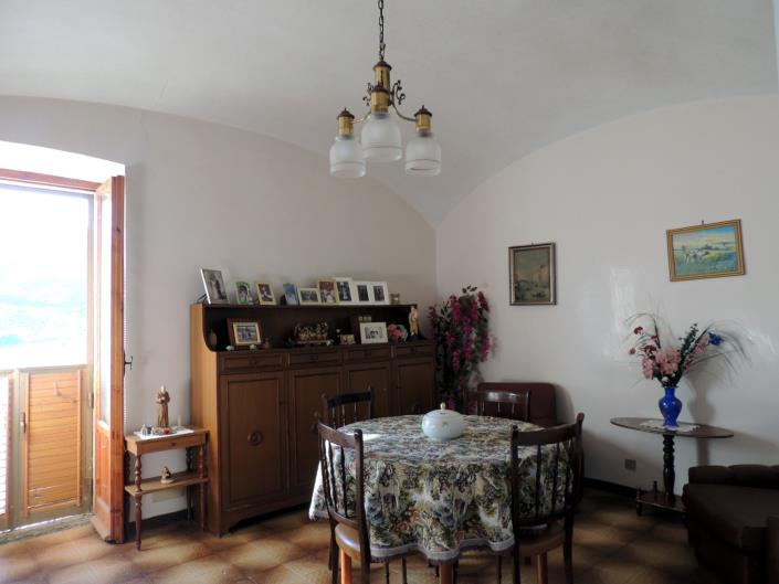 Image No.9-1 Bed Property for sale