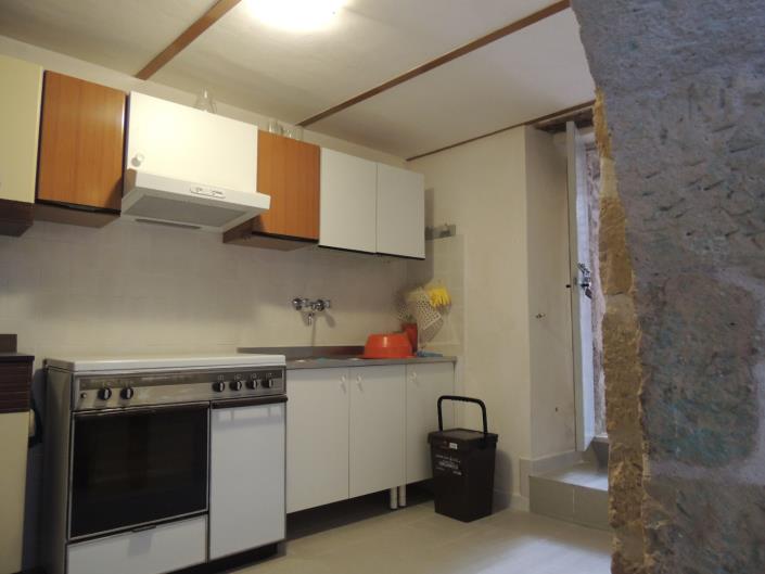 Image No.9-2 Bed House for sale