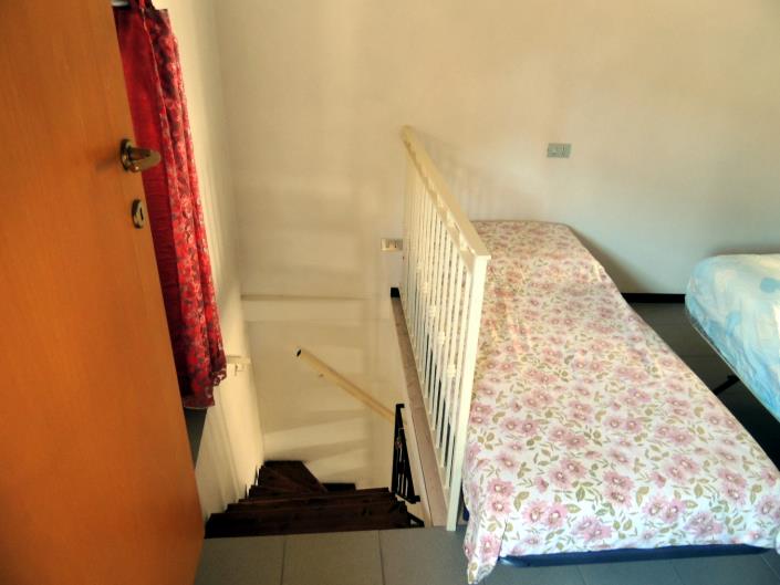 Image No.18-2 Bed House for sale