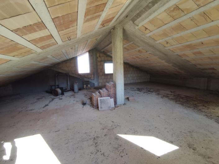 Image No.42-House for sale