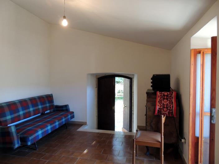 Image No.24-3 Bed Country House for sale