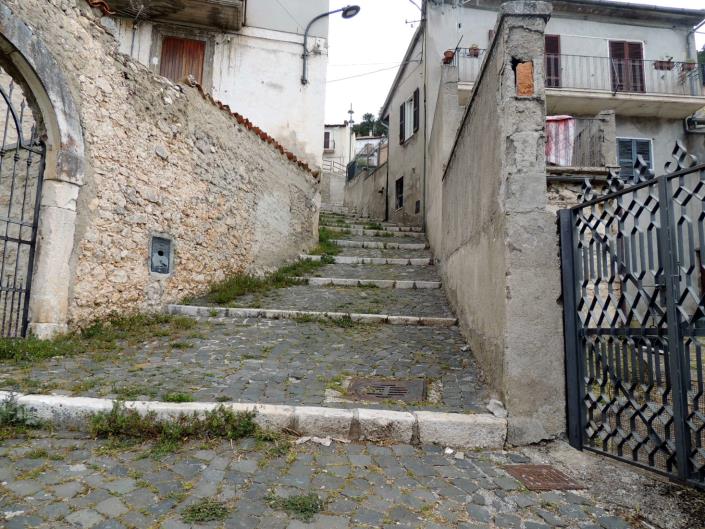 Image No.24-2 Bed Townhouse for sale