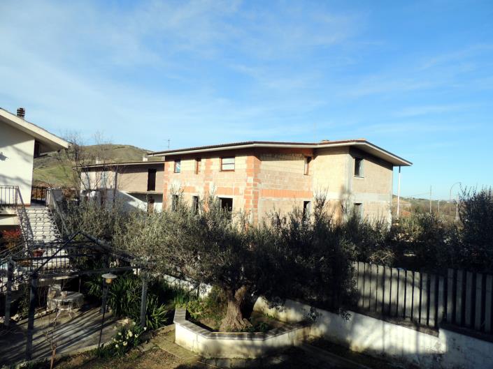 Image No.2-3 Bed Villa for sale