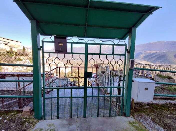 Image No.15-2 Bed House for sale