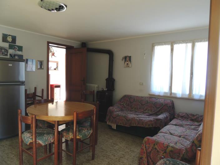 Image No.9-4 Bed Country House for sale