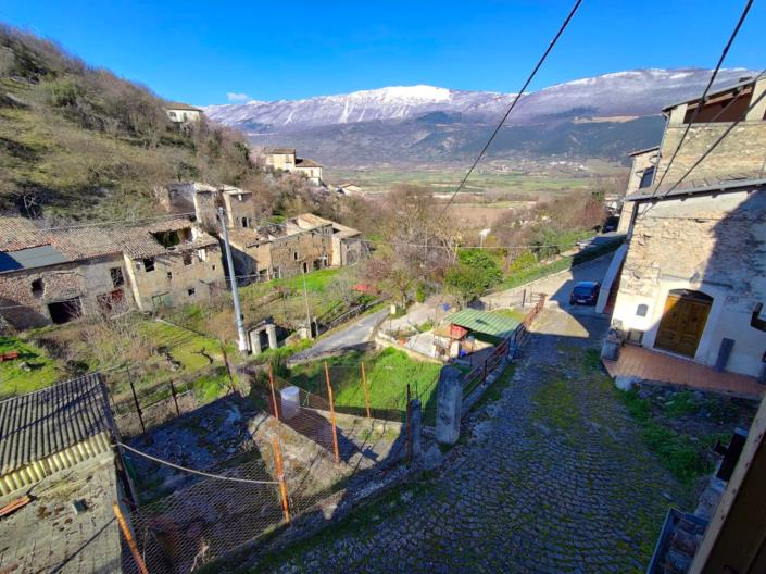 Image No.20-2 Bed Villa / Detached for sale