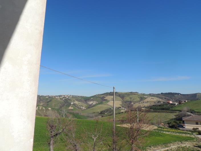 Image No.8-2 Bed Country House for sale