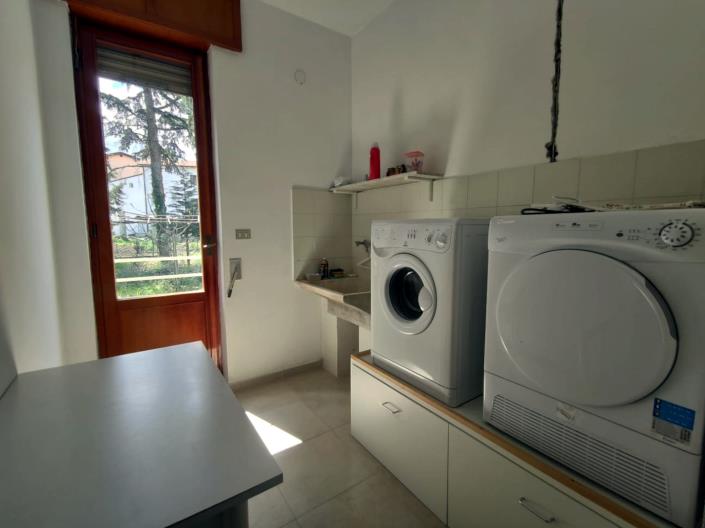 Image No.13-Villa / Détaché de 5 chambres à vendre à Raiano