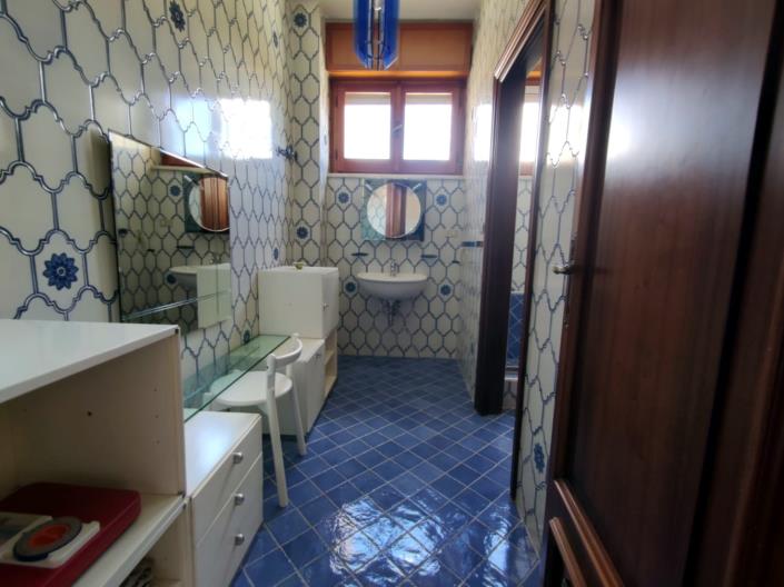 Image No.23-Villa / Détaché de 5 chambres à vendre à Raiano