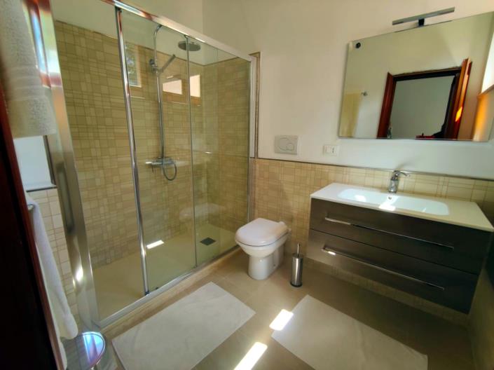 Image No.26-Villa / Détaché de 5 chambres à vendre à Raiano