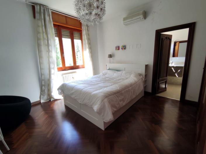 Image No.27-Villa / Détaché de 5 chambres à vendre à Raiano