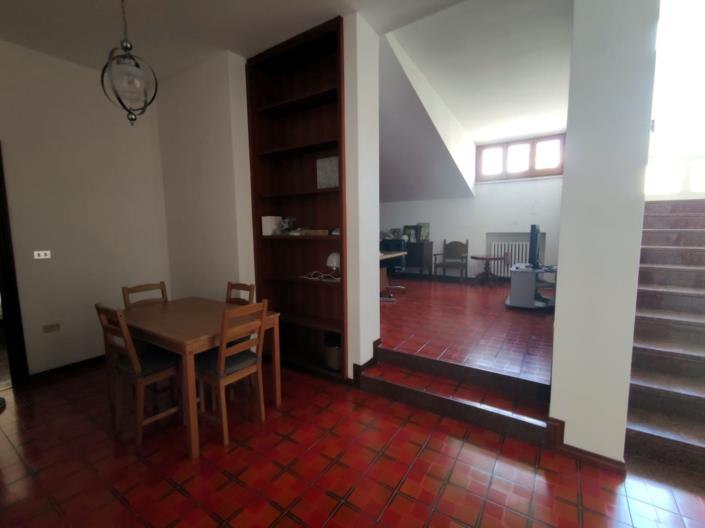 Image No.19-Villa / Détaché de 5 chambres à vendre à Raiano