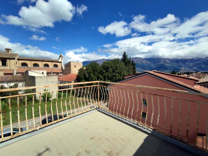 Image No.30-Villa / Détaché de 5 chambres à vendre à Raiano