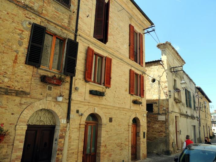 Image No.4-4 Bed House for sale