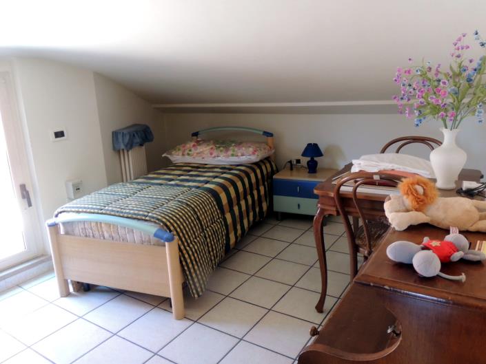 Image No.24-4 Bed House for sale