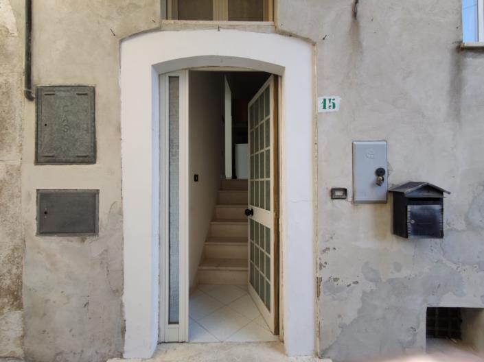 Image No.4-Maison / Villa de 3 chambres à vendre à Tocco da Casauria