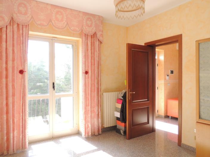 Image No.9-3 Bed House/Villa for sale