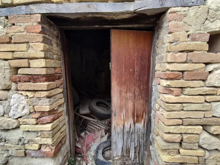 Image No.8-2 Bed Country House for sale