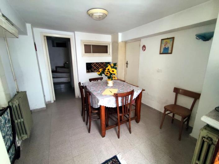 Image No.5-3 Bed House for sale