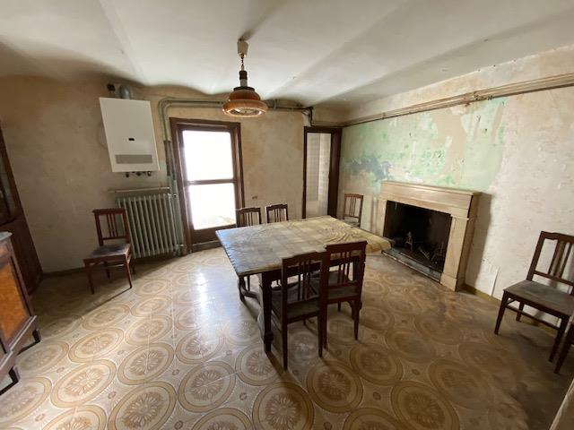 Image No.6-4 Bed House for sale