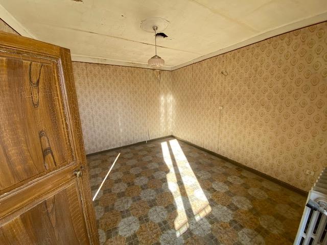 Image No.10-4 Bed House for sale