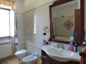 Image No.14-6 Bed House/Villa for sale