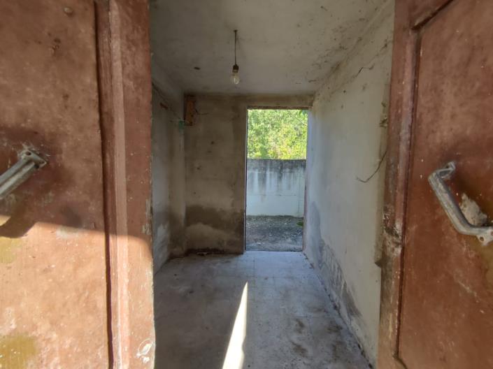 Image No.10-3 Bed Country House for sale