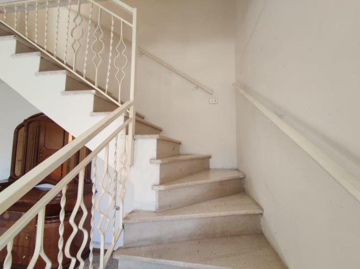 Image No.12-3 Bed Country House for sale