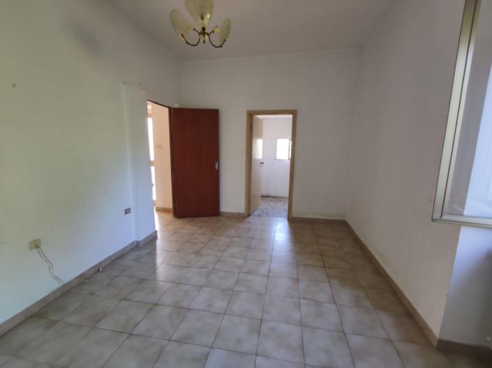 Image No.19-3 Bed Country House for sale