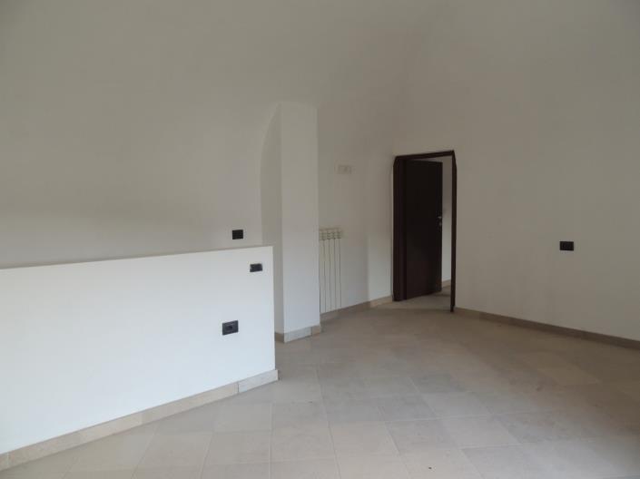 Image No.21-5 Bed Cottage for sale