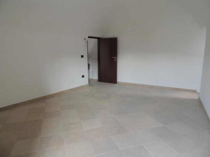 Image No.23-5 Bed Cottage for sale