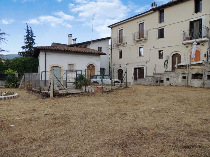 Image No.27-5 Bed Cottage for sale