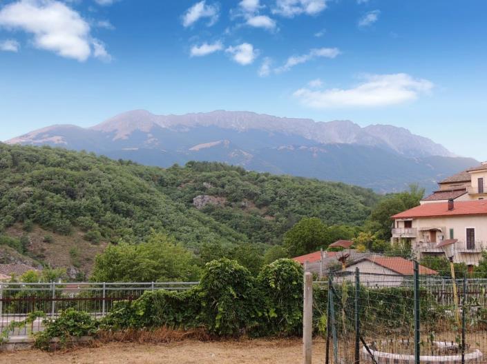 Image No.30-5 Bed Cottage for sale