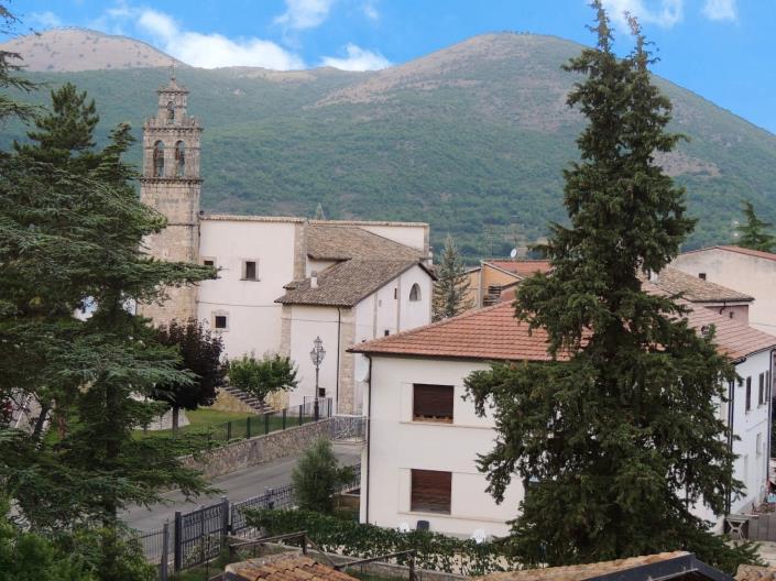 Image No.2-5 Bed Cottage for sale