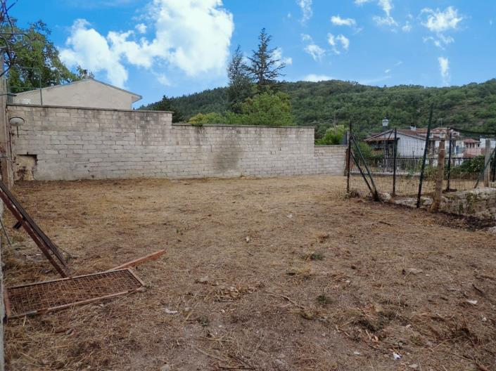 Image No.28-5 Bed Cottage for sale