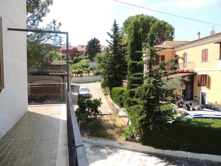 Image No.10-Villa de 6 chambres à vendre à Alanno