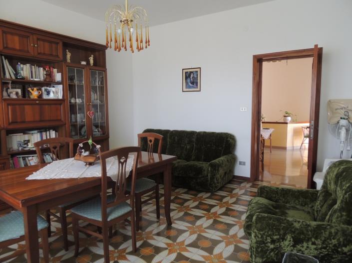 Image No.14-Villa de 6 chambres à vendre à Alanno