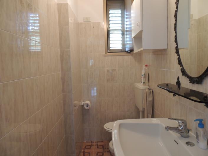 Image No.17-Villa de 6 chambres à vendre à Alanno