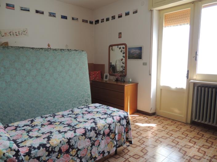 Image No.19-Villa de 6 chambres à vendre à Alanno