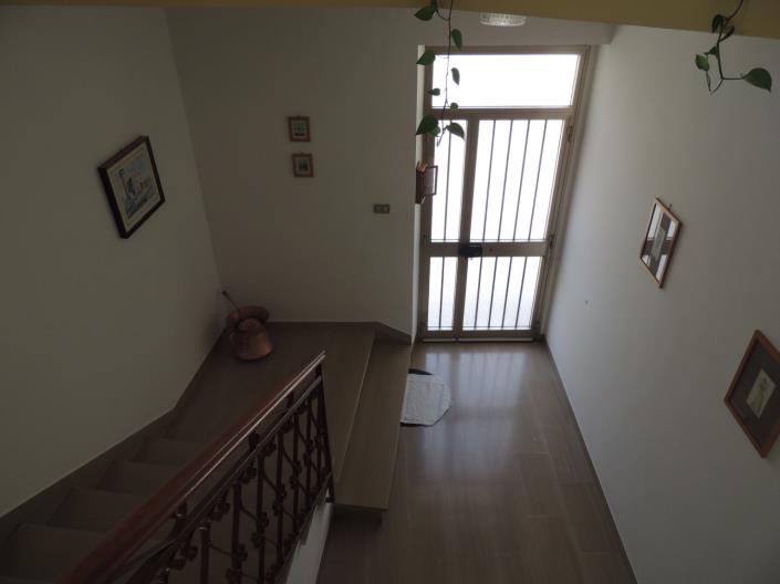 Image No.23-Villa de 6 chambres à vendre à Alanno