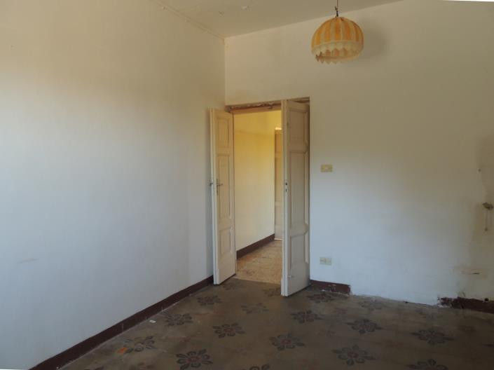 Image No.17-2 Bed House for sale