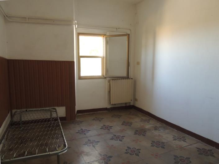 Image No.14-2 Bed House for sale