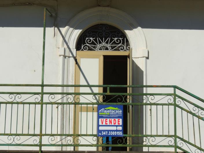 Image No.3-2 Bed House for sale