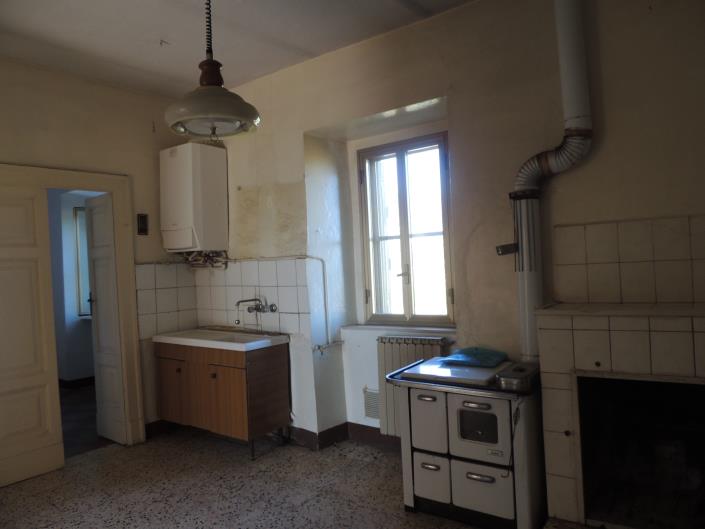 Image No.11-2 Bed House for sale